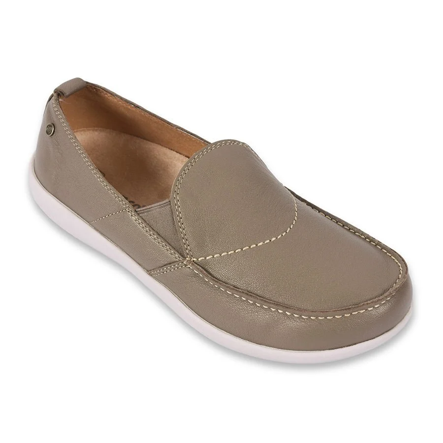 Spenco Siesta Leather Slip-on Shoes for Men - Image 9